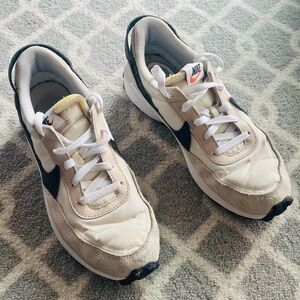 Nike Waffle Debut (Sanddrift Black)